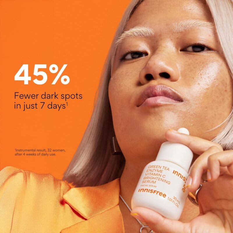 innisfree Green Tea Enzyme Vitamin C Serum for Dark Spot Fading, Korean Face Serum for Glow and Radiance - Image 3