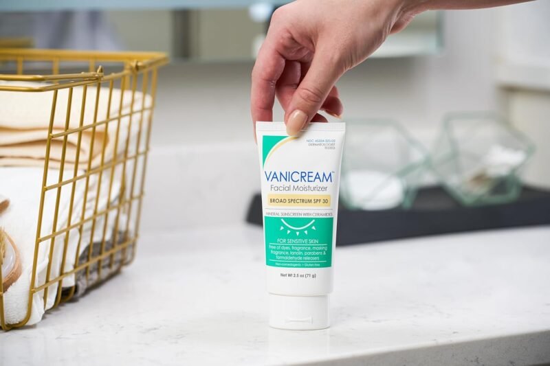 Vanicream Facial Moisturizer with SPF 30 - Mineral Sunscreen - 2.5fl oz - Formulated Without Common Irritants for Those with Sensitive Skin - Image 5