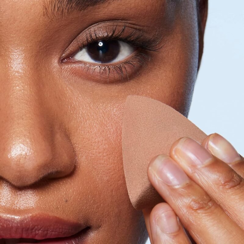 e.l.f. Total Sponge Set, Multi-use Makeup Sponge Set For Flawless Blending, Great For Powder Or Liquid Concealer & Foundation, Vegan & Cruelty-Free - Image 5
